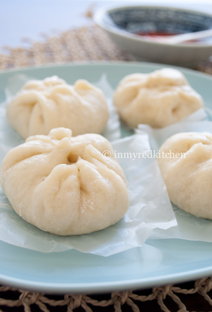 Baozi – Chinese steamed buns