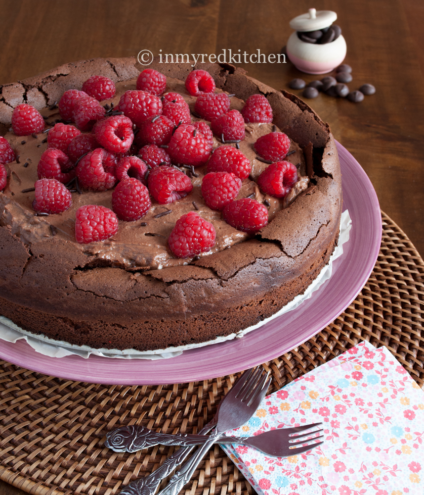 Chocolate cake | in my Red Kitchen