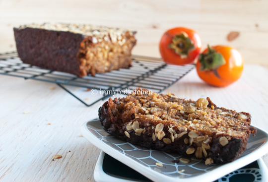 Persimmon oatmeal bread