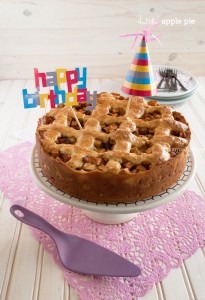 Traditional Dutch Apple Pie for my birthday! | in my Red Kitchen