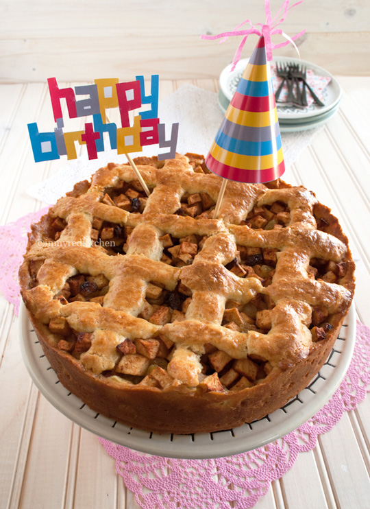 Dutch apple pie for my Birthday!