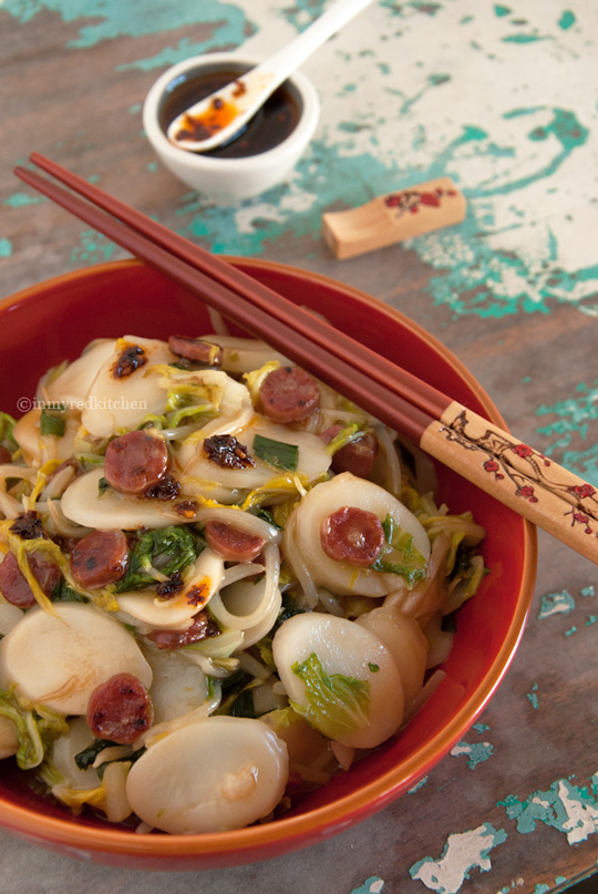 Chinese-style stir-fried rice cakes with napa cabbage