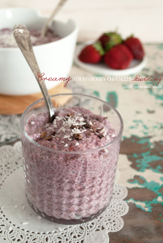 Creamy strawberry chia seeds pudding - a healthy dessert that you can eat for breakfast! | in my Red Kitchen
