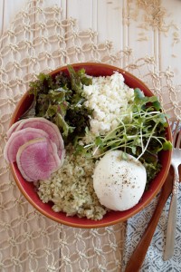 Brown rice bowl with kale and a poached egg | in my Red Kitchen