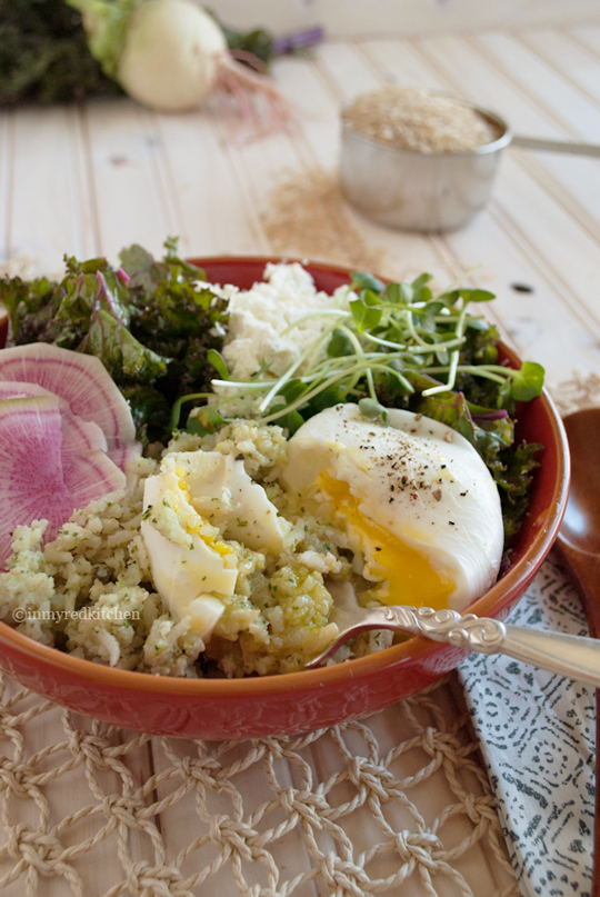 Brown rice bowl with kale and a poached egg | in my Red Kitchen