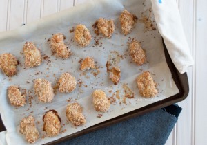 Parmesan crusted chicken bites | in my Red Kitchen