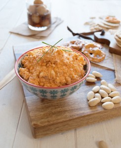 Chunky feta dip with almonds | in my Red Kitchen #glutenfree #snack #feta #recipe