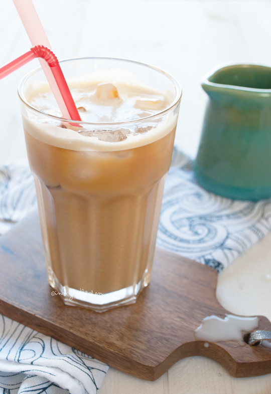 Almond milk latte discount