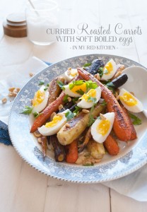 Curried roasted carrots with eggs, a perfect brunch dish! | in my Red Kitchen #carrots #recipe #eggs #paleo #curry