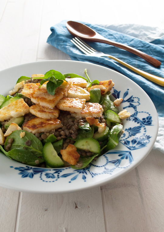 Lentil salad with halloumi | in my Red Kitchen #salad #halloumi #cheese 