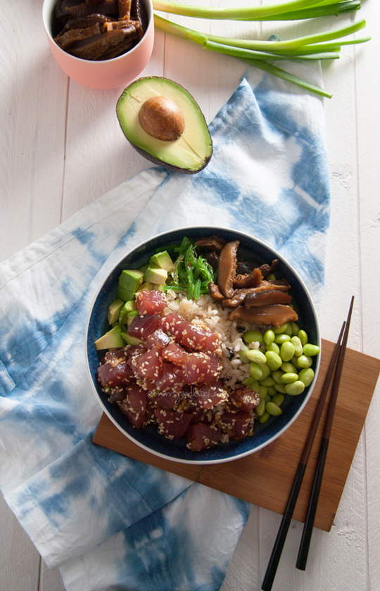 Tuna poke bowl | in my Red Kitchen #tuna #raw #fish #sushi #pokebowl #tunapokebowl
